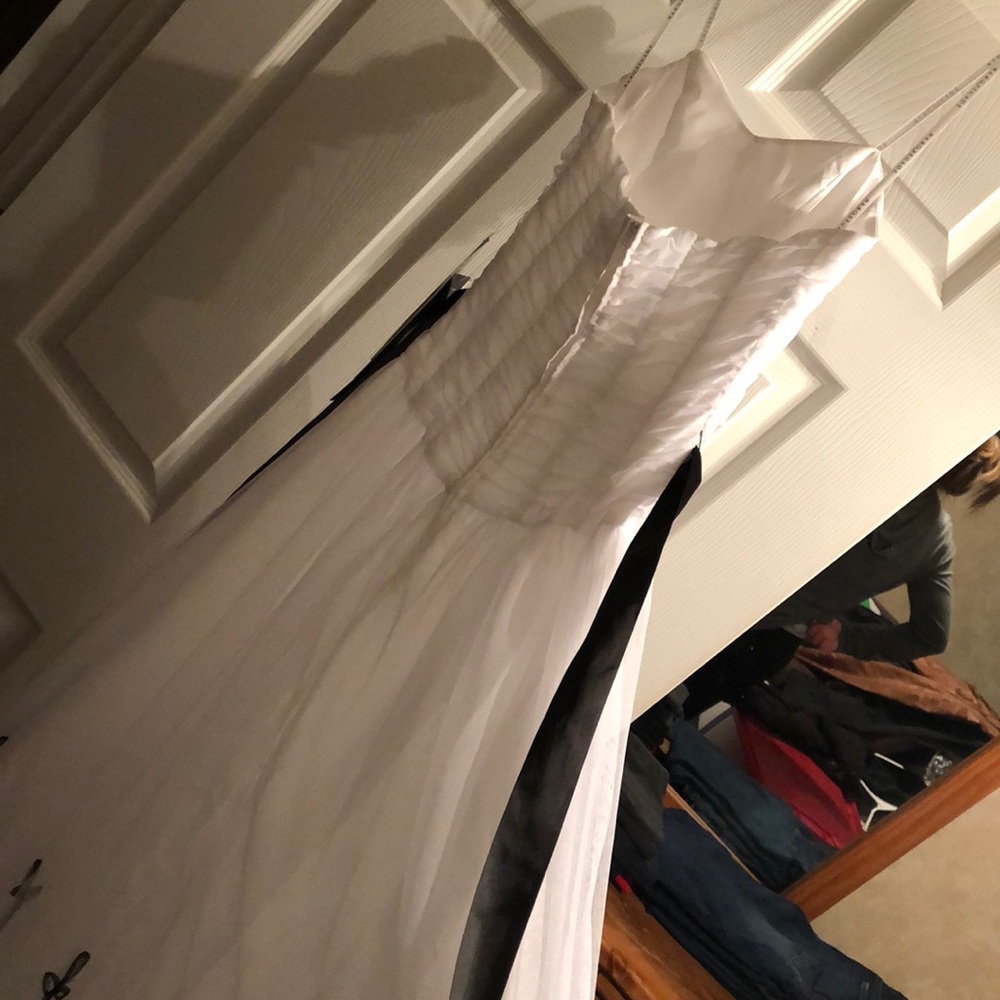 Prom / Evening Dress - Picture 3 of 6